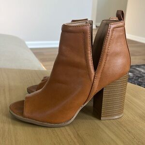 VICI Booties Brown